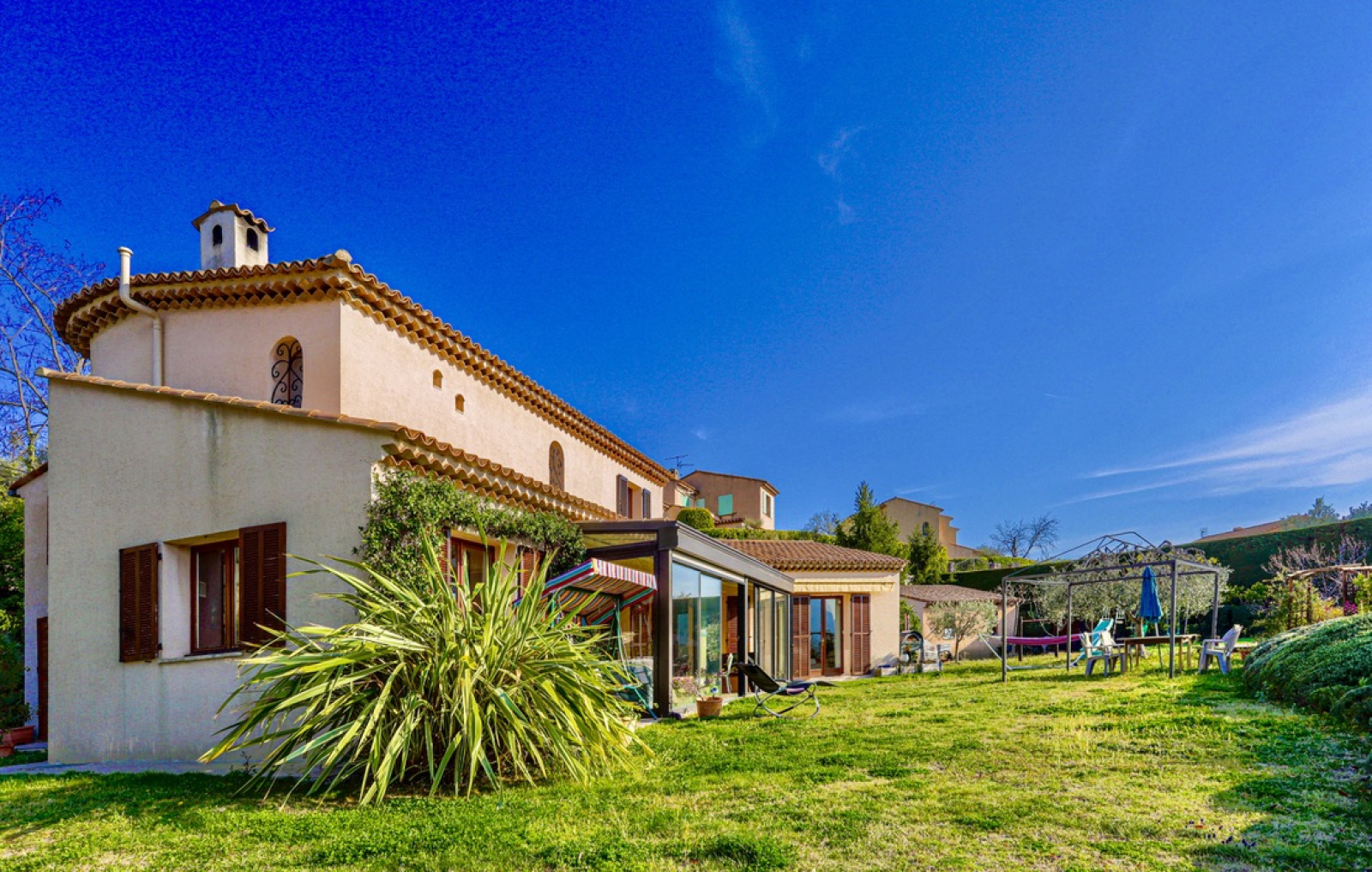 Vente ST ROMAN DE BELLET/ Bellet Villa de 7 pièces avec piscine et